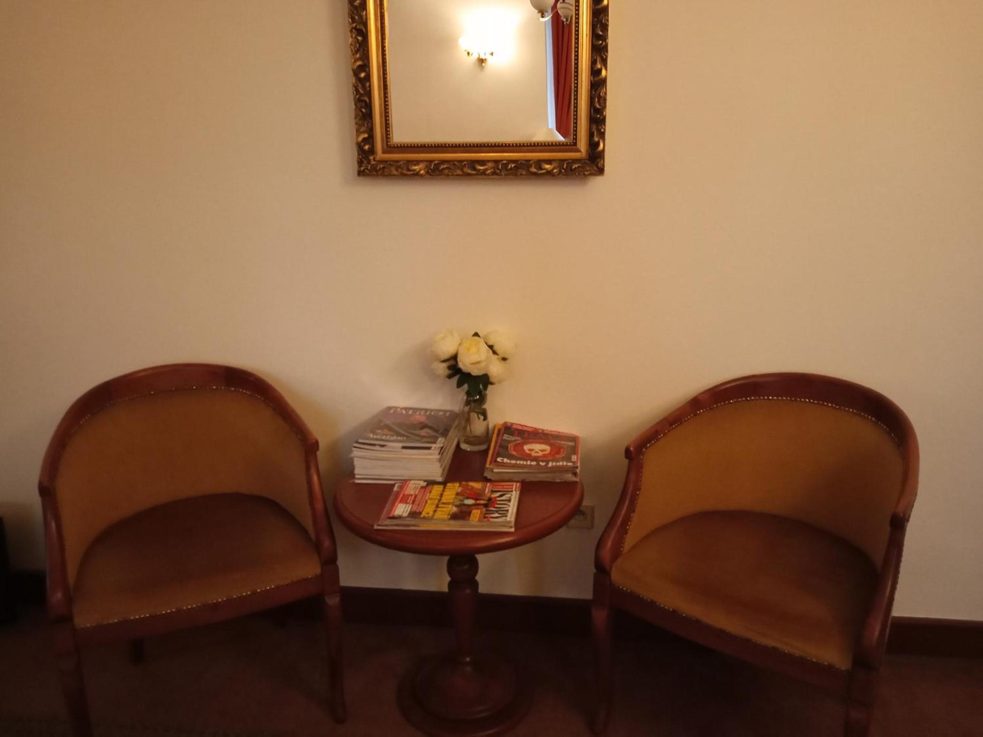 Retro Hotel Villa Ostrava Eksteriør bilde