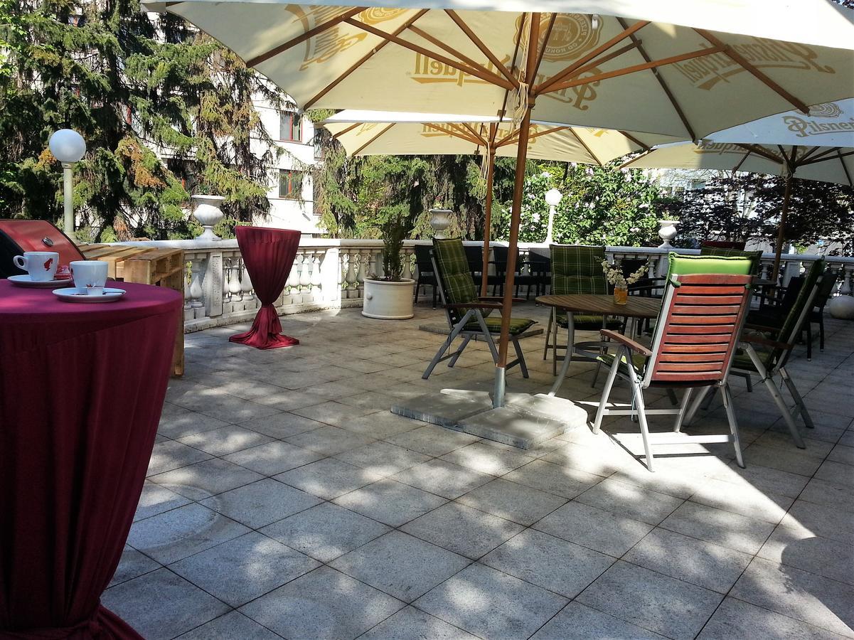 Retro Hotel Villa Ostrava Eksteriør bilde